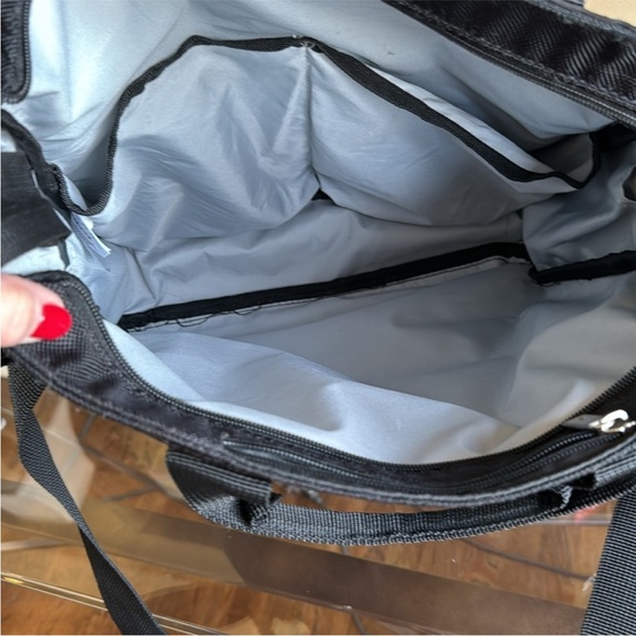 ❣️SKIP HOP BLACK DIAPER BAG ~ CONVERTIBLE SHOULDER STRAP - Picture 9 of 16